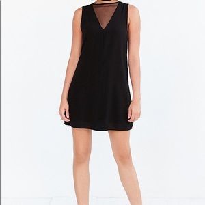 Silence + noise black shift dress w/ mesh neckline